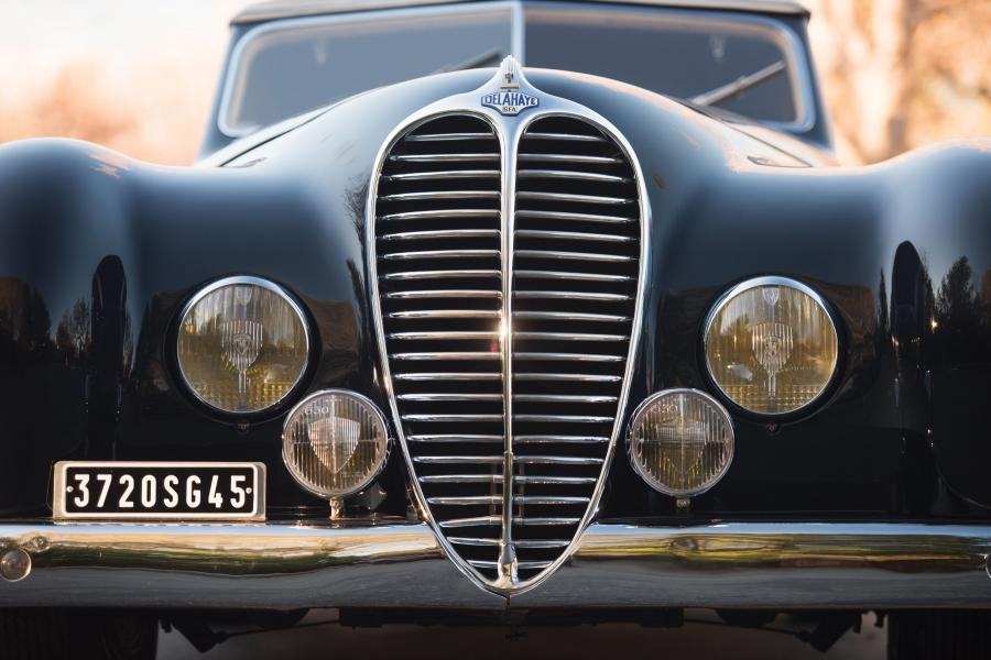 Детали экстерьера Delahaye 135 M Cabriolet par Portout 1949 года  (фото 17 из 25)
